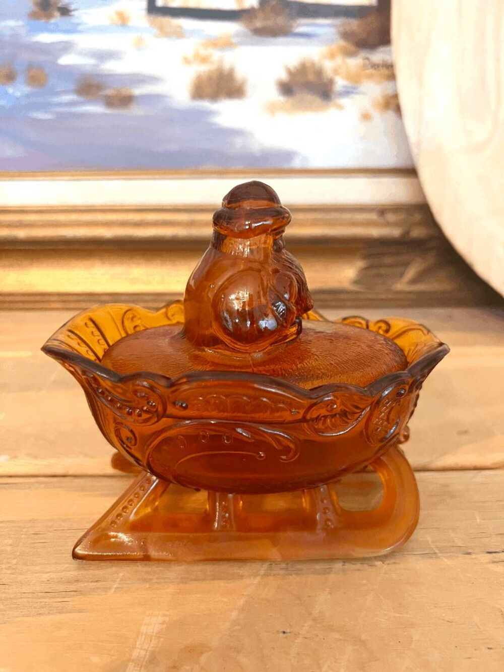 Westmoreland Amber Glass Santa Sleigh Covered Candy Dish – Christmas Holiday Dec